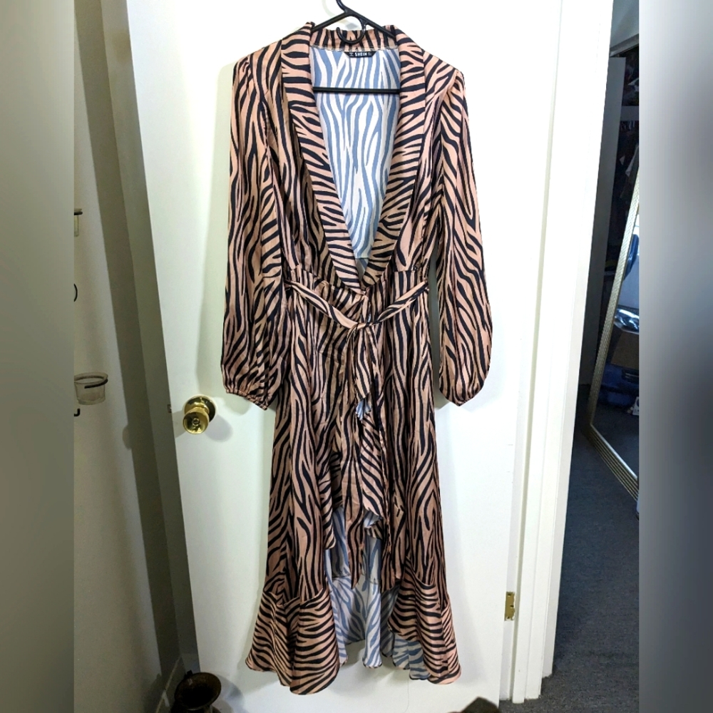 SHEIN zebra print wrap dress/robe